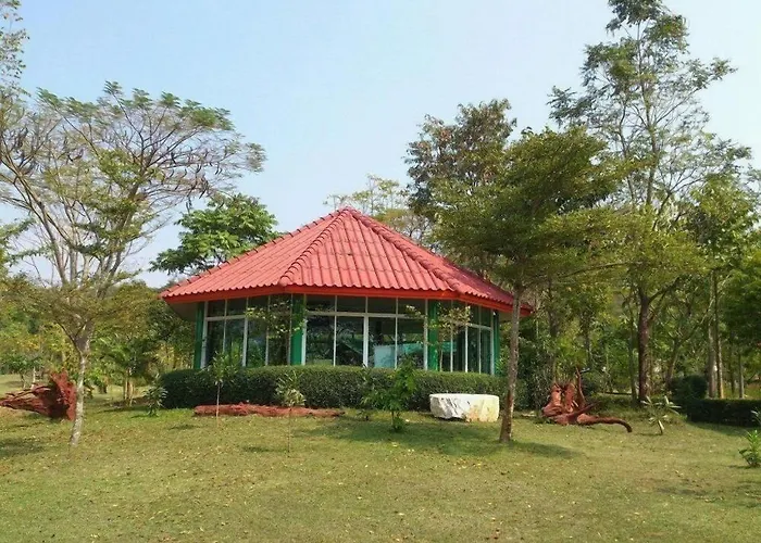 รีสอร์ท Suanphuen Pawai บ้านหนองคำ