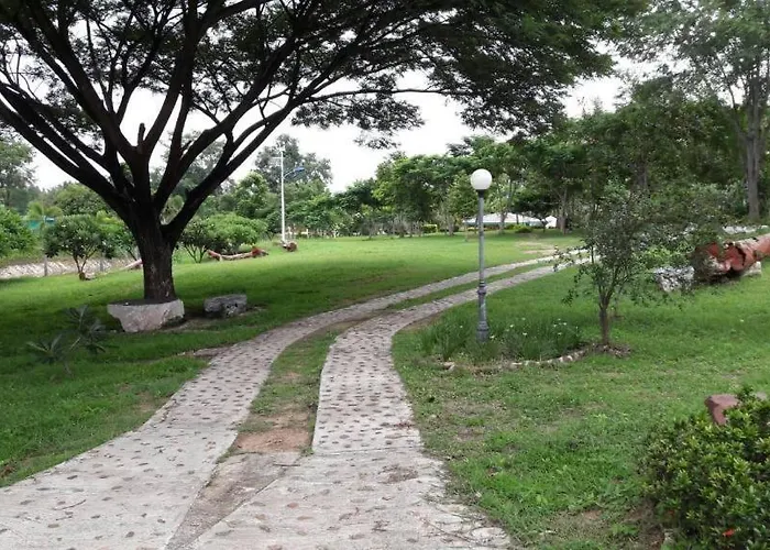 Suanphuen Pawai รีสอร์ท บ้านหนองคำ